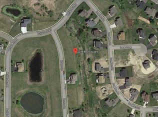 2214 Bronco Ln, Buffalo, MN 55313