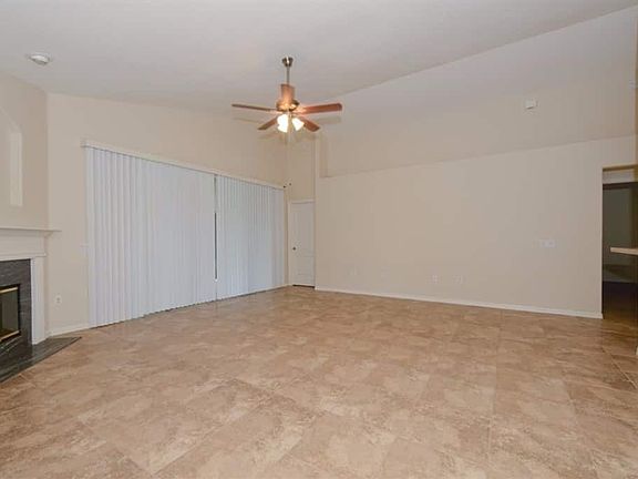 5th image of 3637 Sandalwood Dr