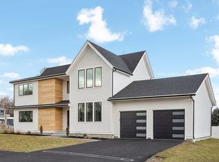 27 2nd St, Natick, MA 01760