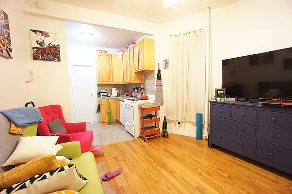 Rented by Compass | media 8