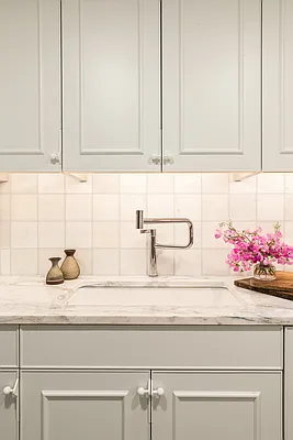 Sold by Douglas Elliman | media 4