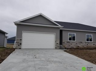 4917 Alvo Rd, Lincoln, NE 68514