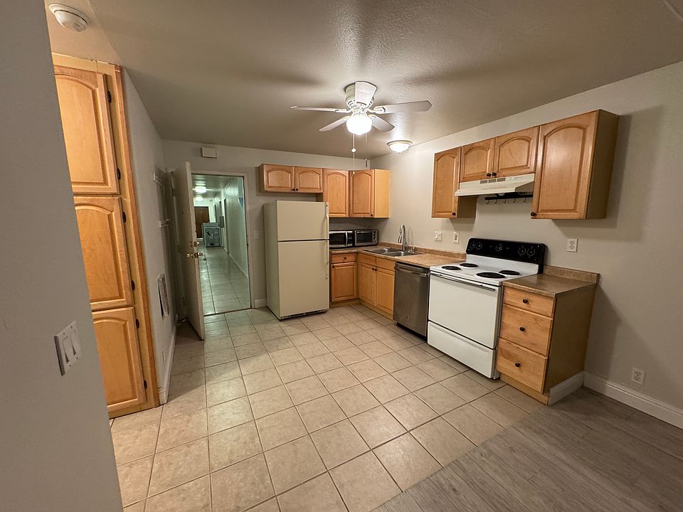 1st image of 690 Pacific Ave #6