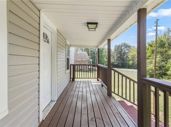 938 Virginia St, Eden, NC 27288