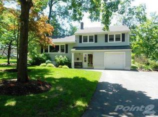 6 New St, Park Ridge, NJ 07656