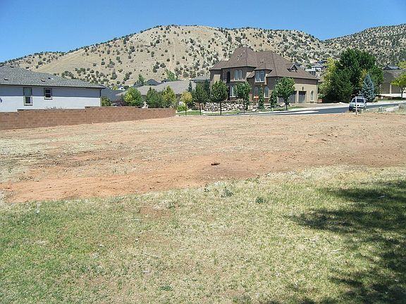 2nd image of 412 E Canyon View Dr