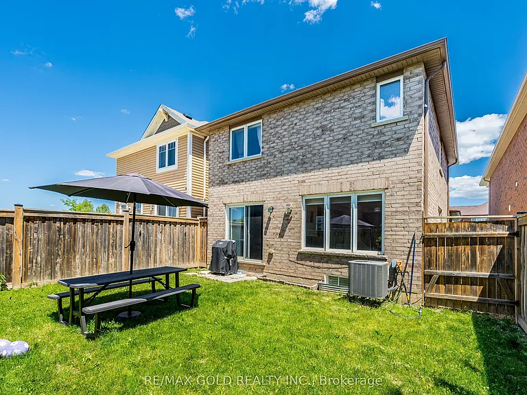 26 Robert Parkinson Dr — Photo 38