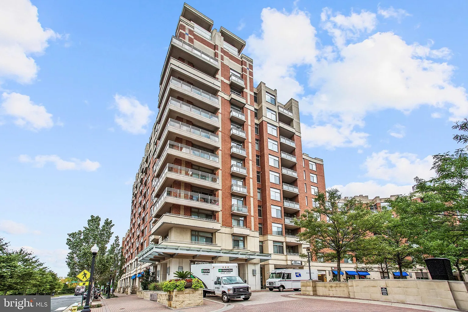 3650 S Glebe Rd Unit 1147 photo 1