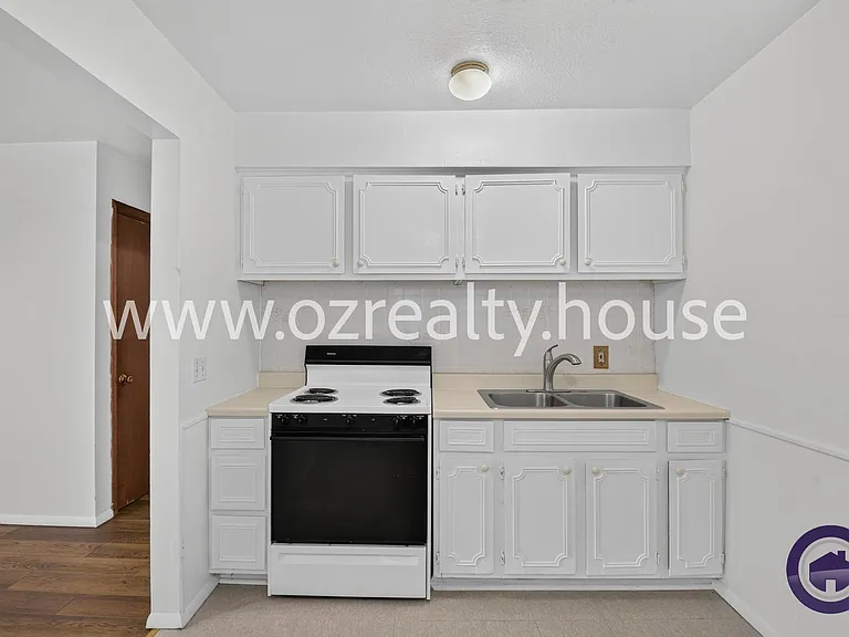 1914 Upton Ave #1 — Photo 7