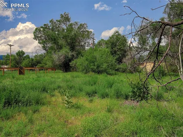 508 Sunset Rd, Colorado Springs, CO 80909