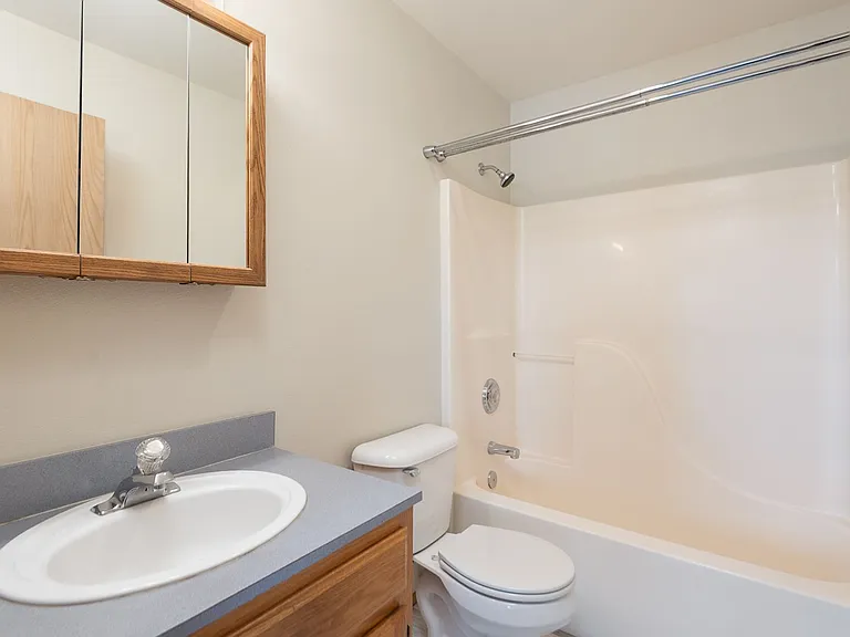2358 NE Ocker Dr #14 — Photo 18