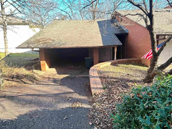 8 Lotus Ln, Cherokee Village, AR 72529