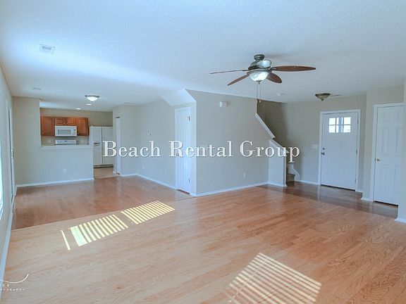 5th image of 2013 Laurel Oak Ct