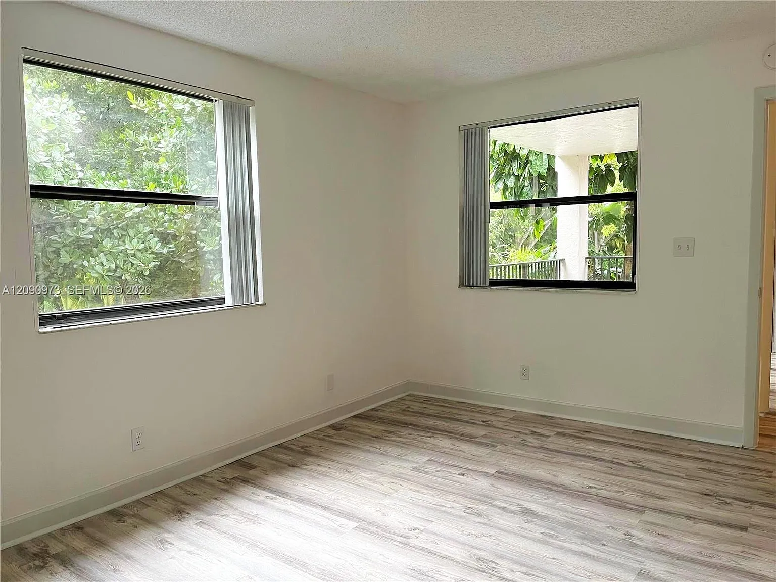 Grand Marquis Condo Homes — Photo 4