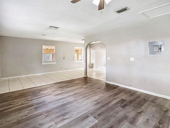 4th image of 1649 NW 14th Court
