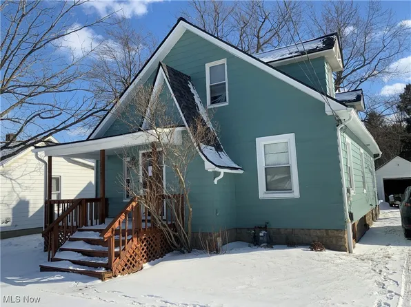 219 Singer Ave, Grand River, OH 44045