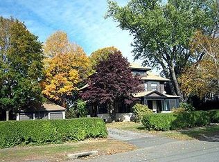 17 Long Ave, Greenfield, MA 01301