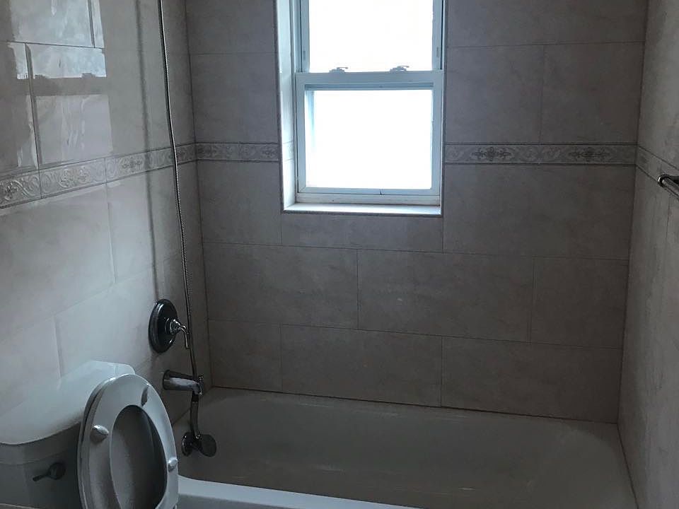 2nd image of 1853 Clintonville St #2FL