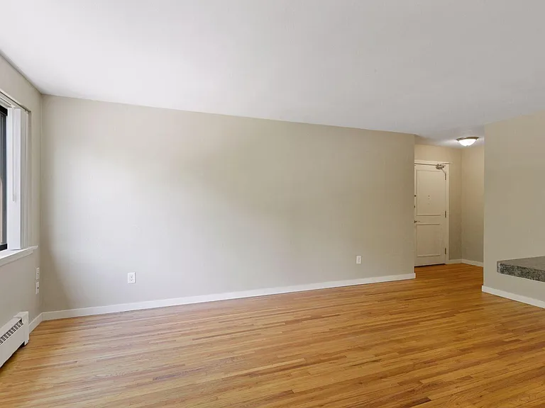 Emerson Flats — Photo 11
