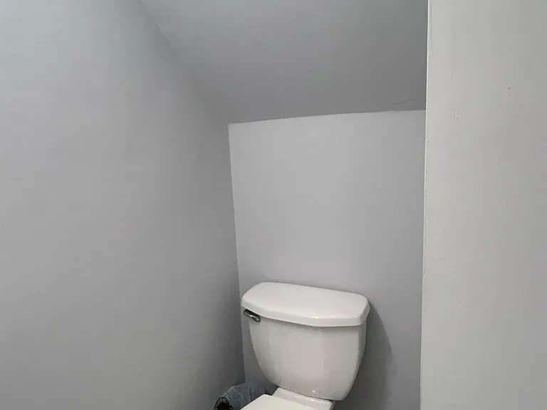 1915 S Loomis St #3 — Photo 10