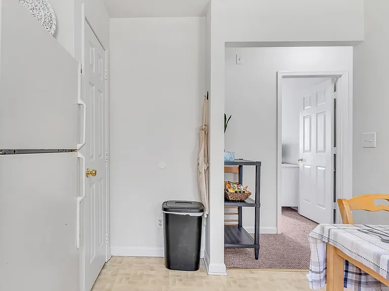 19 Limox Ln #B — Photo 28