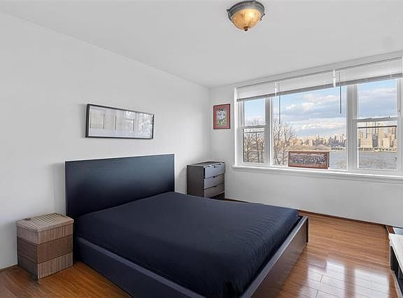 4th image of 6405 Boulevard E #D4