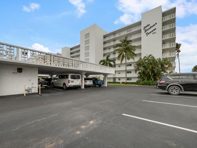 401 Lake Shore Drive #705, Lake Park, FL, 33403