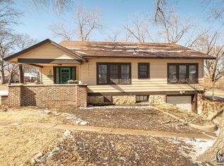 2314 SW 8th Ave, Topeka, KS 66606