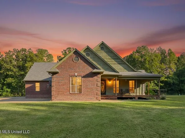 5450 Dean Rd, Lake Cormorant, MS 38641