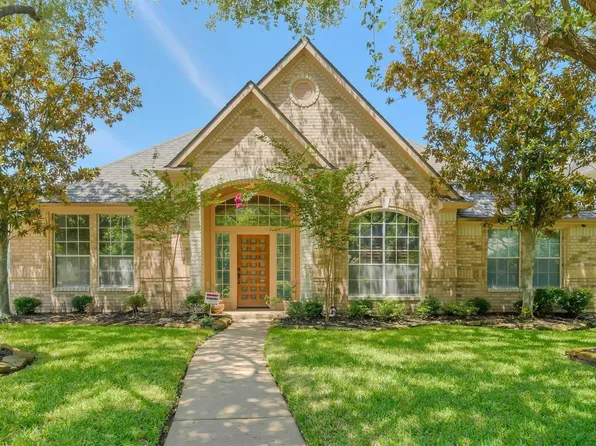 10711 Wolsley Ct, Houston, TX 77065