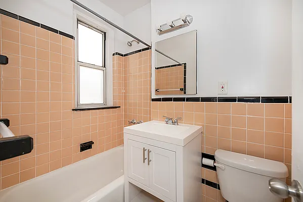 Sold by Living New York | media 12