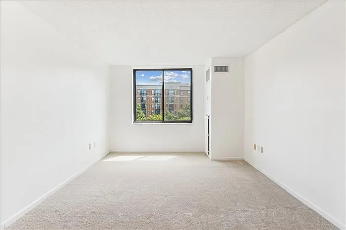 2555 Pennsylvania Ave NW #816 — Photo 25