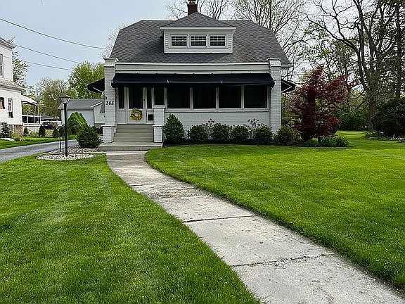 3rd image of 365 Melmore St