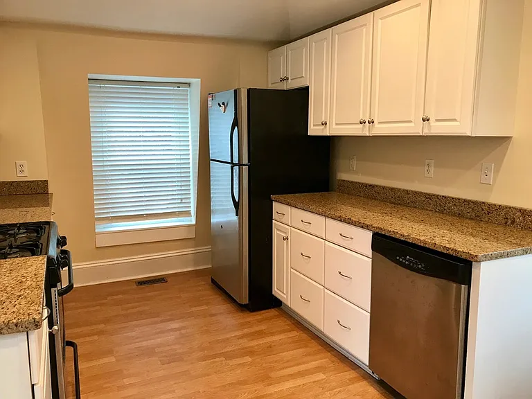 674 Main St #2 — Photo 19