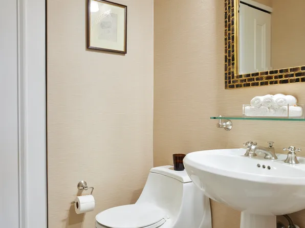 10 Little West Street image 7 of 11