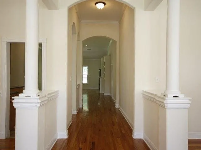 4 bed, 2751 sqft, $2,700 — Photo 4