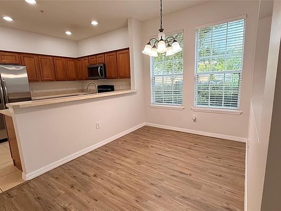 3rd image of 7129 Red Lantern Dr