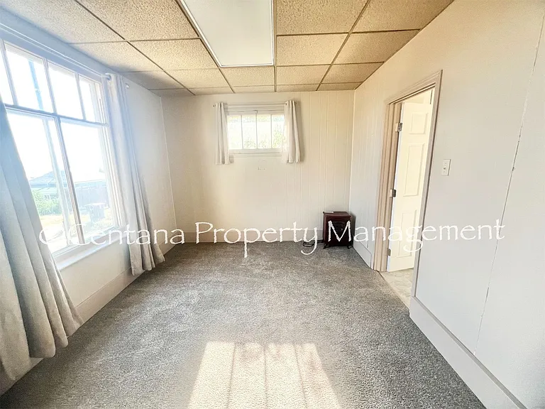 515 James St — Photo 11