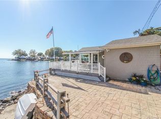 41 Howard Ave, Branford, CT 06405