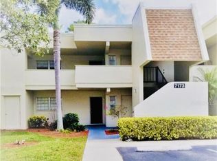 7173 W Country Club Dr N APT 242, Sarasota, FL 34243