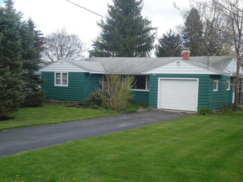 1st image of 109 Overlook Dr