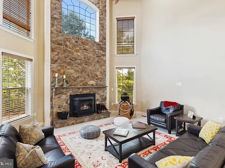 17205 Dewpoint Pl — Photo 14
