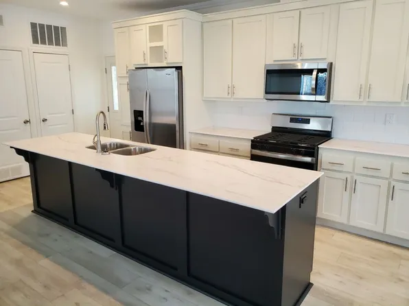 105 Village Cir #105, Sacramento, CA 95838