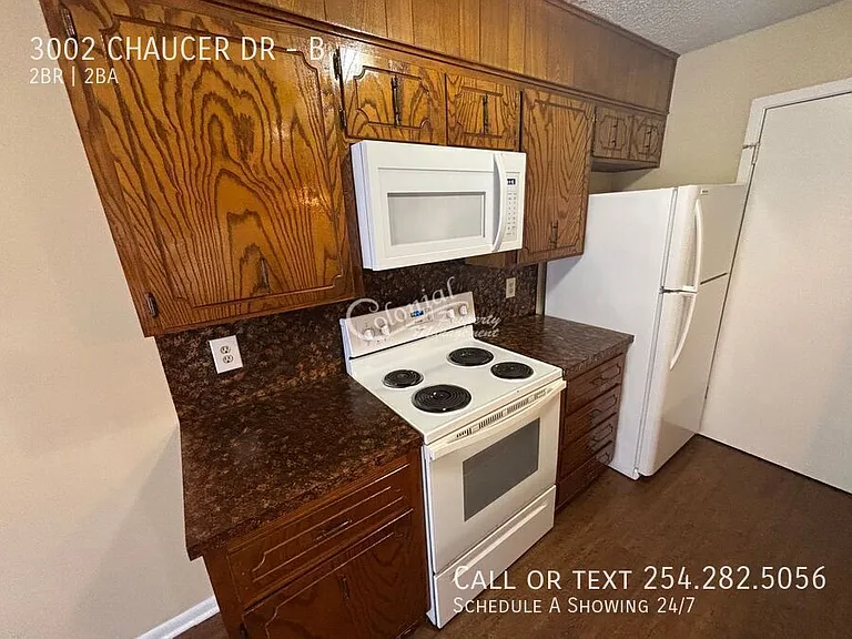 3002 Chaucer Dr #B — Photo 2