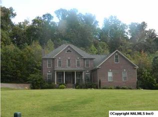 30 Village Way, Hartselle, AL 35640