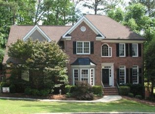 2544 Creekmont Cir, Lawrenceville, GA 30044