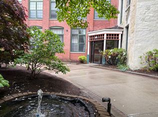15 Higgins St APT 413, Smithfield, RI 02917