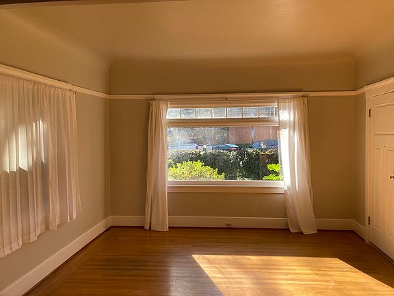 5th image of 2711 I St #A