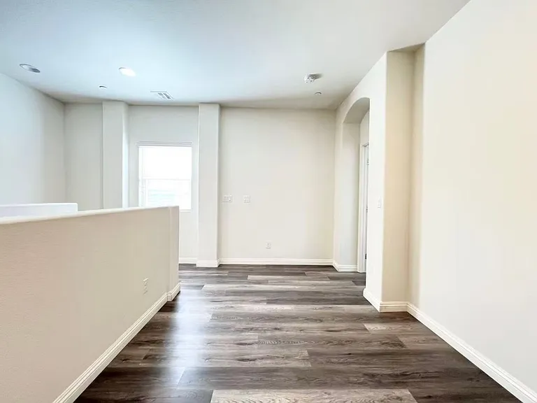 1146 Bobby Basin Ave — Photo 12