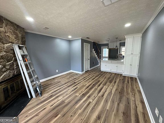 3rd image of 6694 Colchester Pl